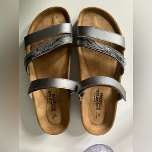 NAOT Women Size 11 Columbus Sandals Mirror Leather Silver Rhinestones 42
